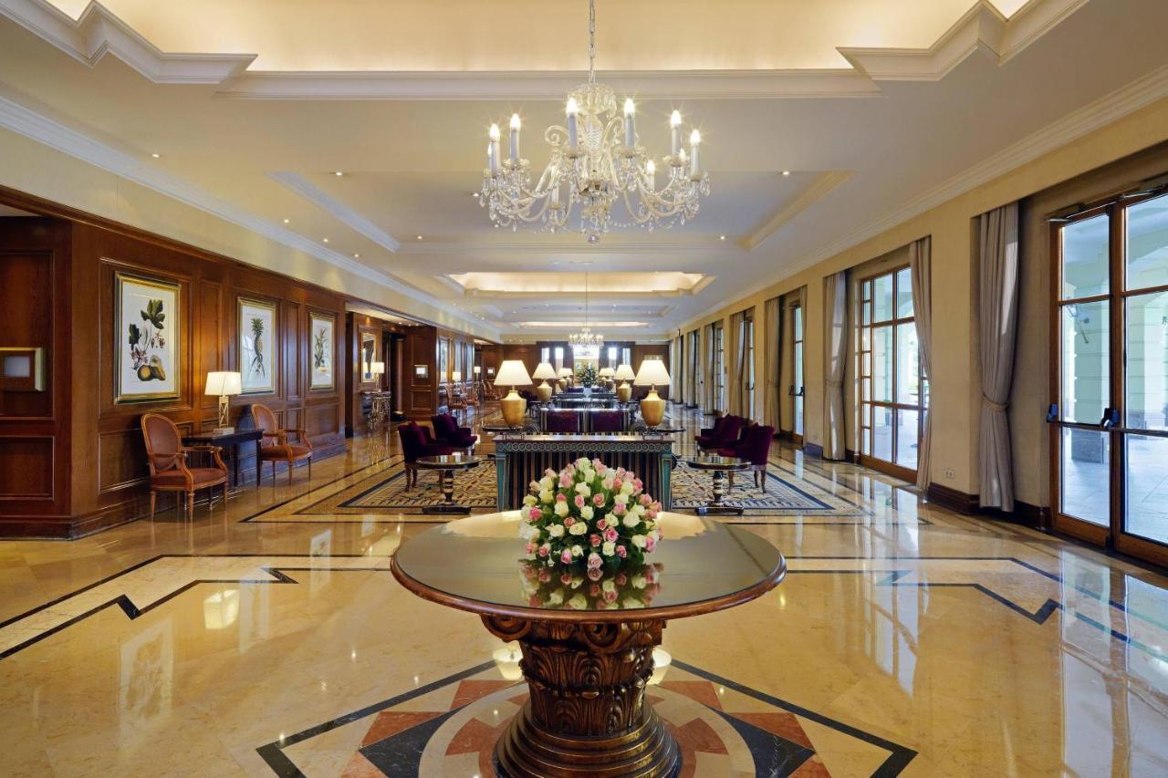 Sheraton Addis, A Luxury Collection Hotel, Аддис-Абеба Екстер'єр фото